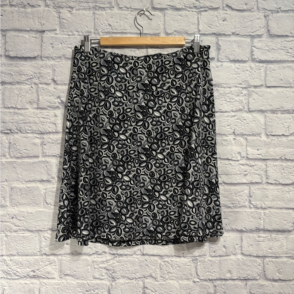 Reitmans Petite Black and White Stretch Printed A-Line Women's Skirt Size 10 P
